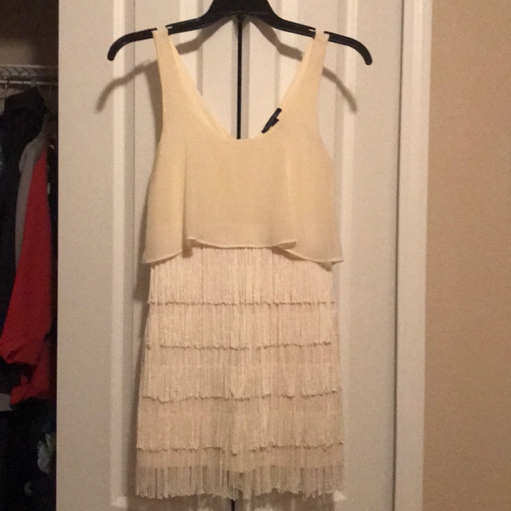 American Eagle off-white flapper sz 2
